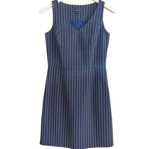 Tommy Hilfiger Sleeveless Dress Size 0 Blue White Sheath Knee Length Classic